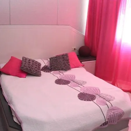 Apartment Playaflor Chill Out A 50 Mtrs De La Playa (adults Only)